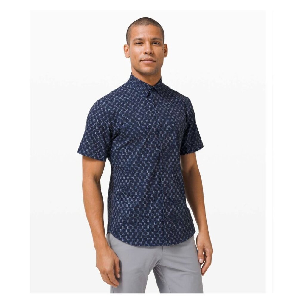 Lululemon Airing Easy Shirt Mens Small Short Sleeve Button Up Casual Top